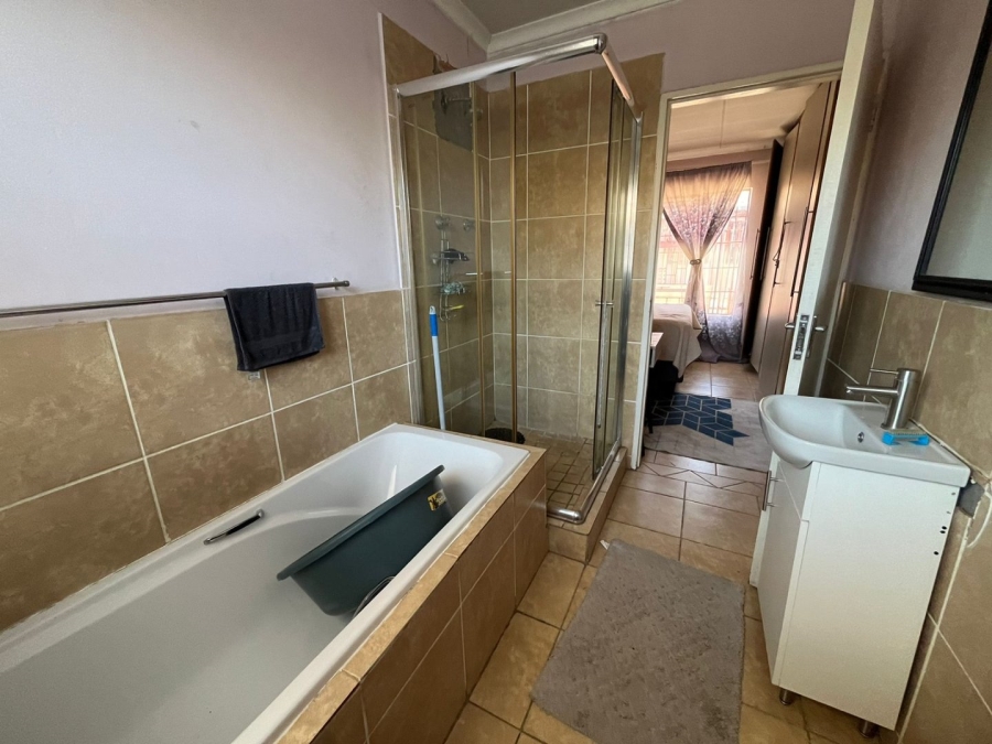 3 Bedroom Property for Sale in Pinehaven Free State